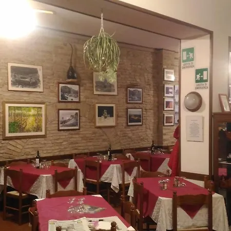 Delfino Azzurro Värdshus
